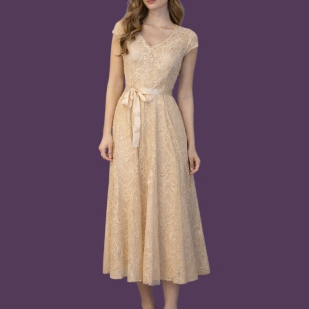 CANDALITE Antique Ivory Lace Maxi Bow Tie Waist Fairycore Hoco Dress